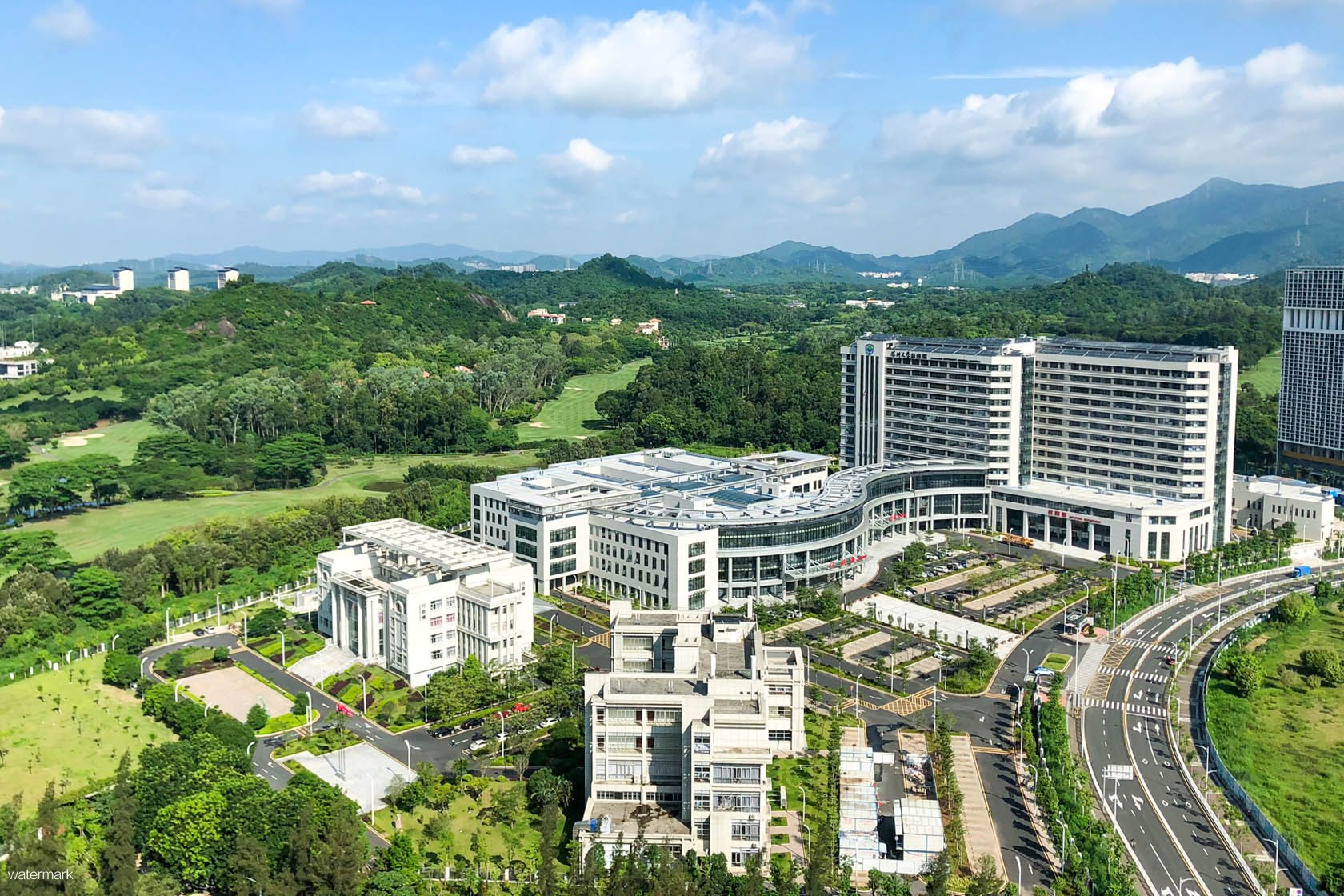 深圳大學(xué)總醫(yī)院——“電子哨兵”上崗，賦能基層防疫。