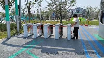 景區(qū)三碼合一智能檢票閘機如何提升30%通行效率？