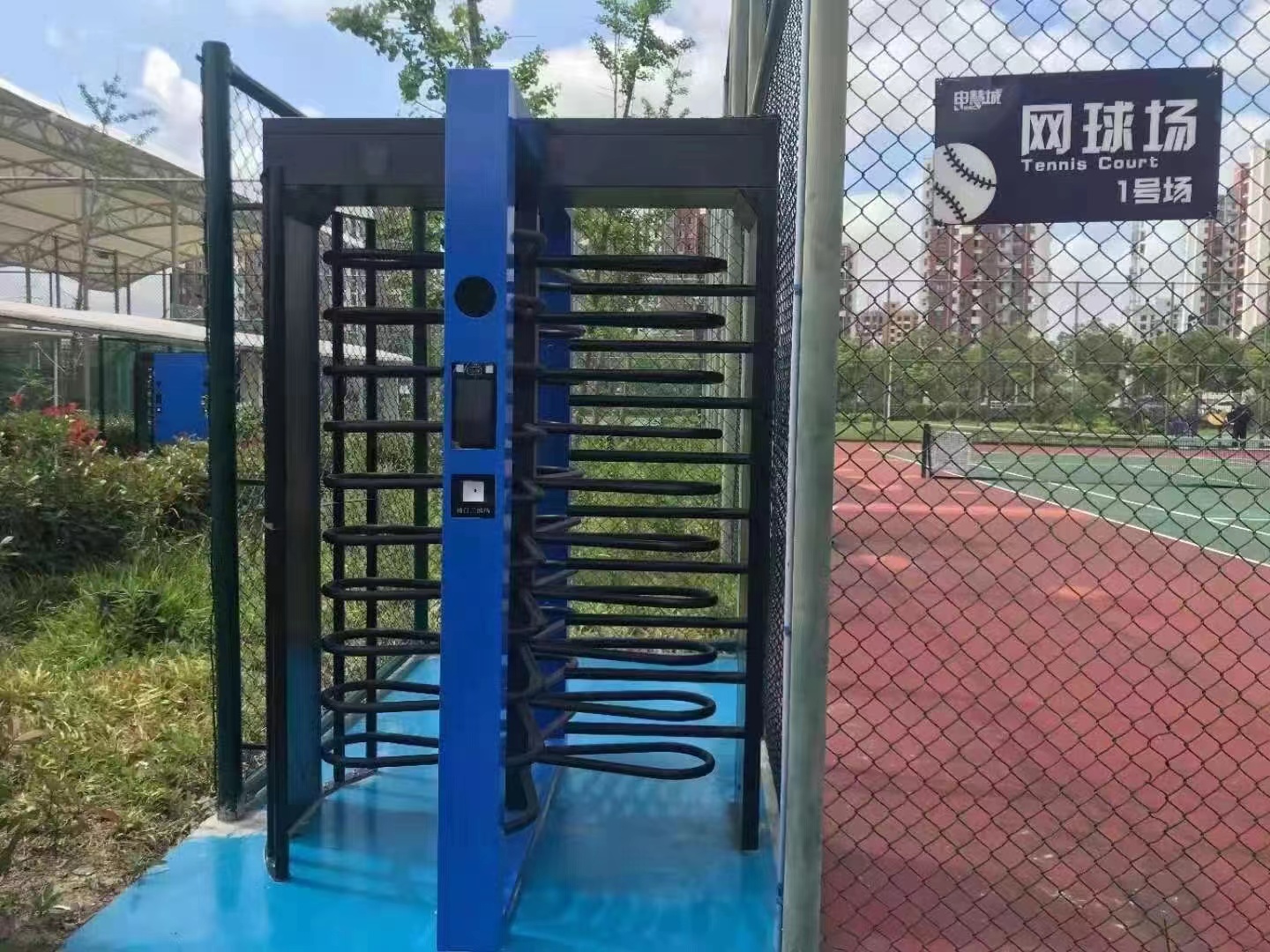 無感出入，一碼通行，體育場館智能閘機(jī)系統(tǒng)