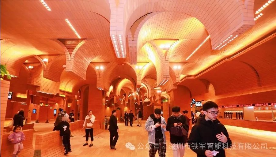 海口銀興國際影城（高興里HEYLED店)上線鐵軍智能票務(wù)閘機(jī)