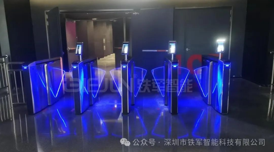 譚校長蘇州“十方人間歌”演唱會將啟用鐵軍智能票務(wù)閘機(jī)！
