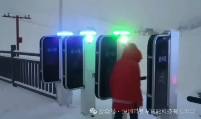 滑雪場(chǎng)人行通道檢票閘機(jī)的特點(diǎn)介紹