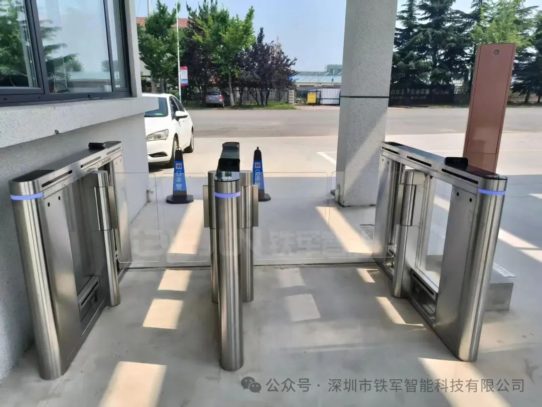 選擇人行通道閘生產(chǎn)廠家注意事項(xiàng)
